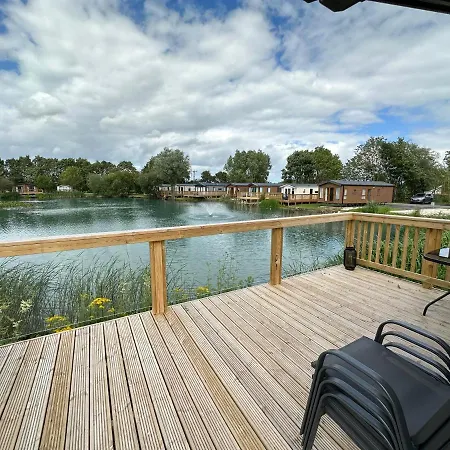 Üdülőpark Lake View Little Habton
